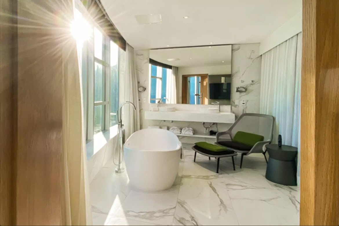 Nacional Suite — bathroom with soaking tub